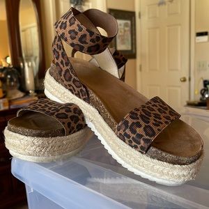 Girls Leopard Platforms